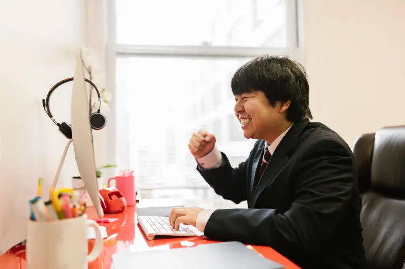 Own the Miss: How Japanese Creators Turn Public Mistakes Into Loyal Audiences